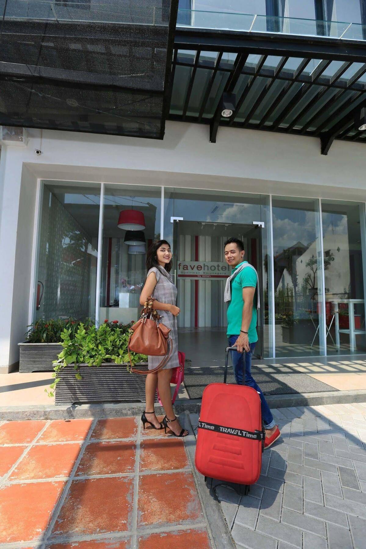 Favehotel Sudirman Bojonegoro Buitenkant foto